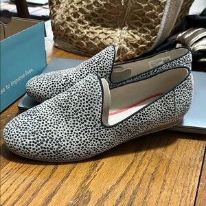 Toms Cheetah Print Suede Loafers
